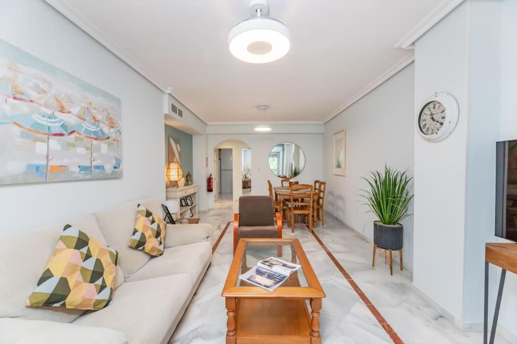 Fantastic Terrace At 3 Bedroom Locrimar Rdr400
