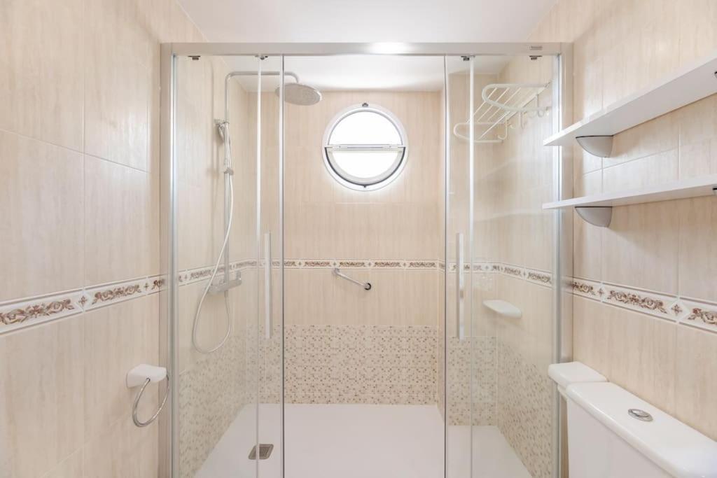 Fantastic Terrace At 3 Bedroom Locrimar Rdr400 Apartment